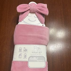 Toby Wrap Set Headband Newborn Swaddle Nursing Cover Baby Blanket Bow NWT